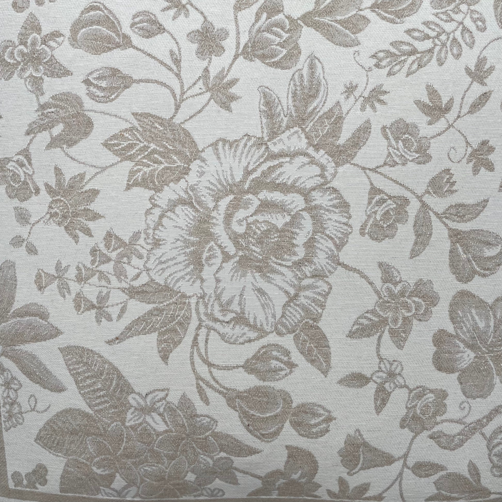 Kissenhülle "Jara beige" 45x45cm | Kissenbezug Blumenmuster   von Wimpelberg