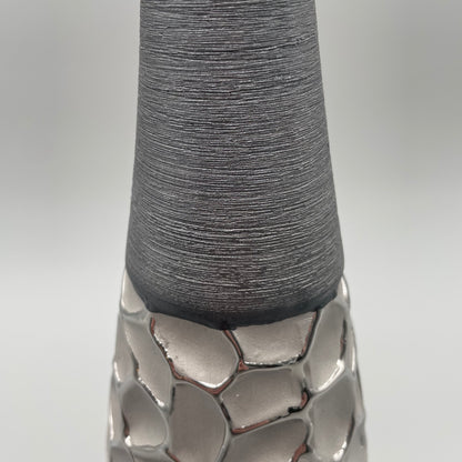 Vase aus Keramik - silber-grau   von Wimpelberg