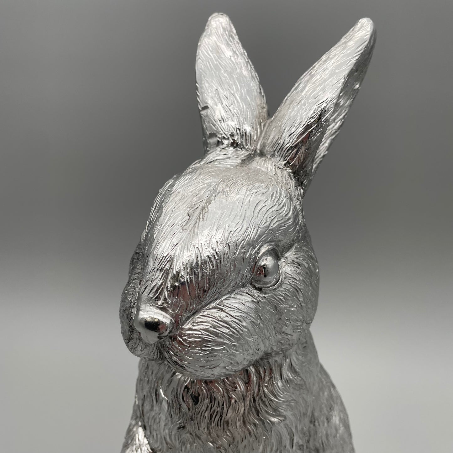 Deko Osterhase silber | Osterdekoration   von Wimpelberg