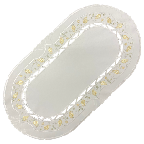 Tischläufer Plauener Spitze 30x55cm oval creme-gelb | Blumenmotiv   von Wimpelberg