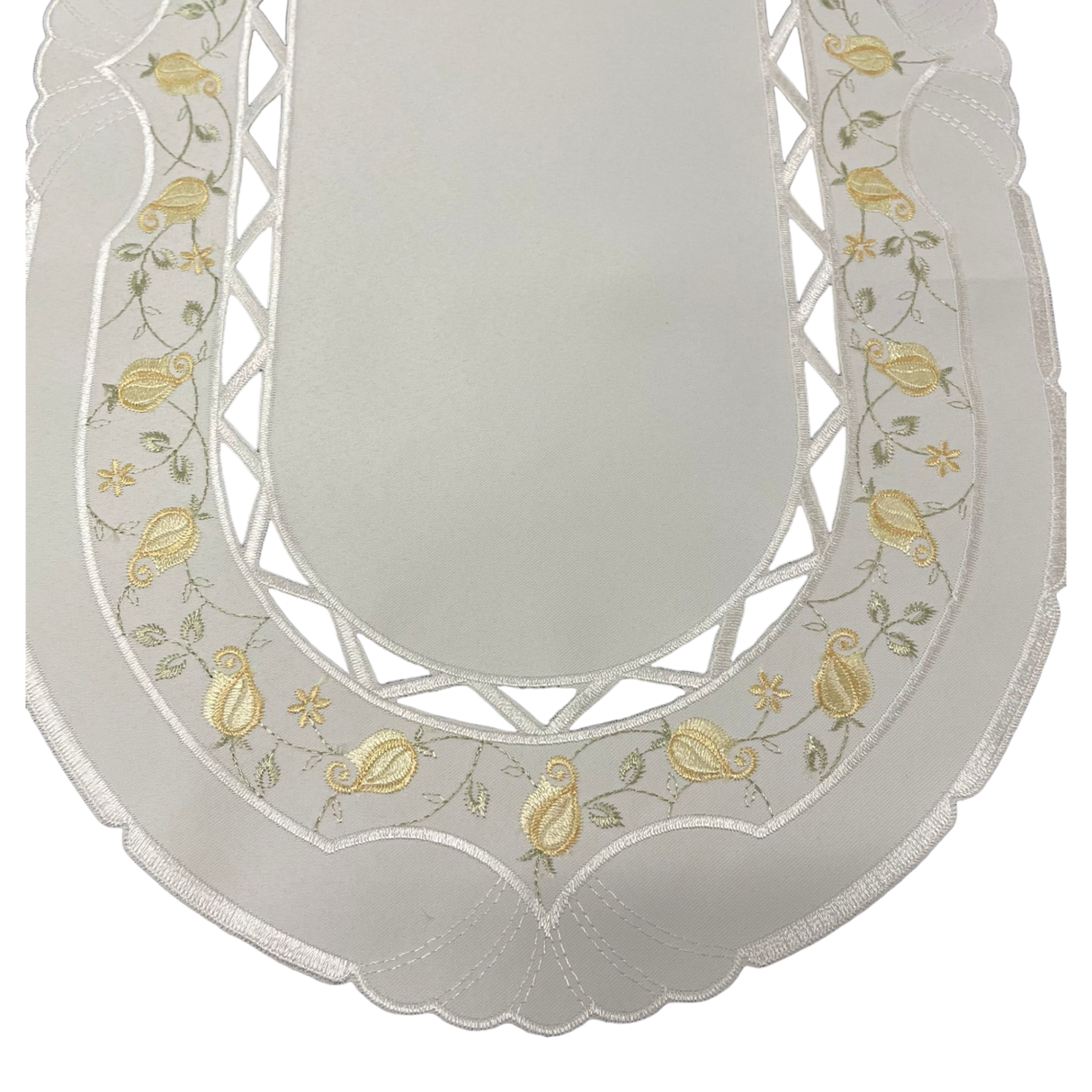 Tischläufer Plauener Spitze 30x55cm oval creme-gelb | Blumenmotiv   von Wimpelberg